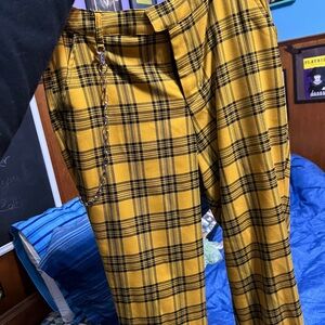 Hot Topic Yellow and Black Plaid  Pants